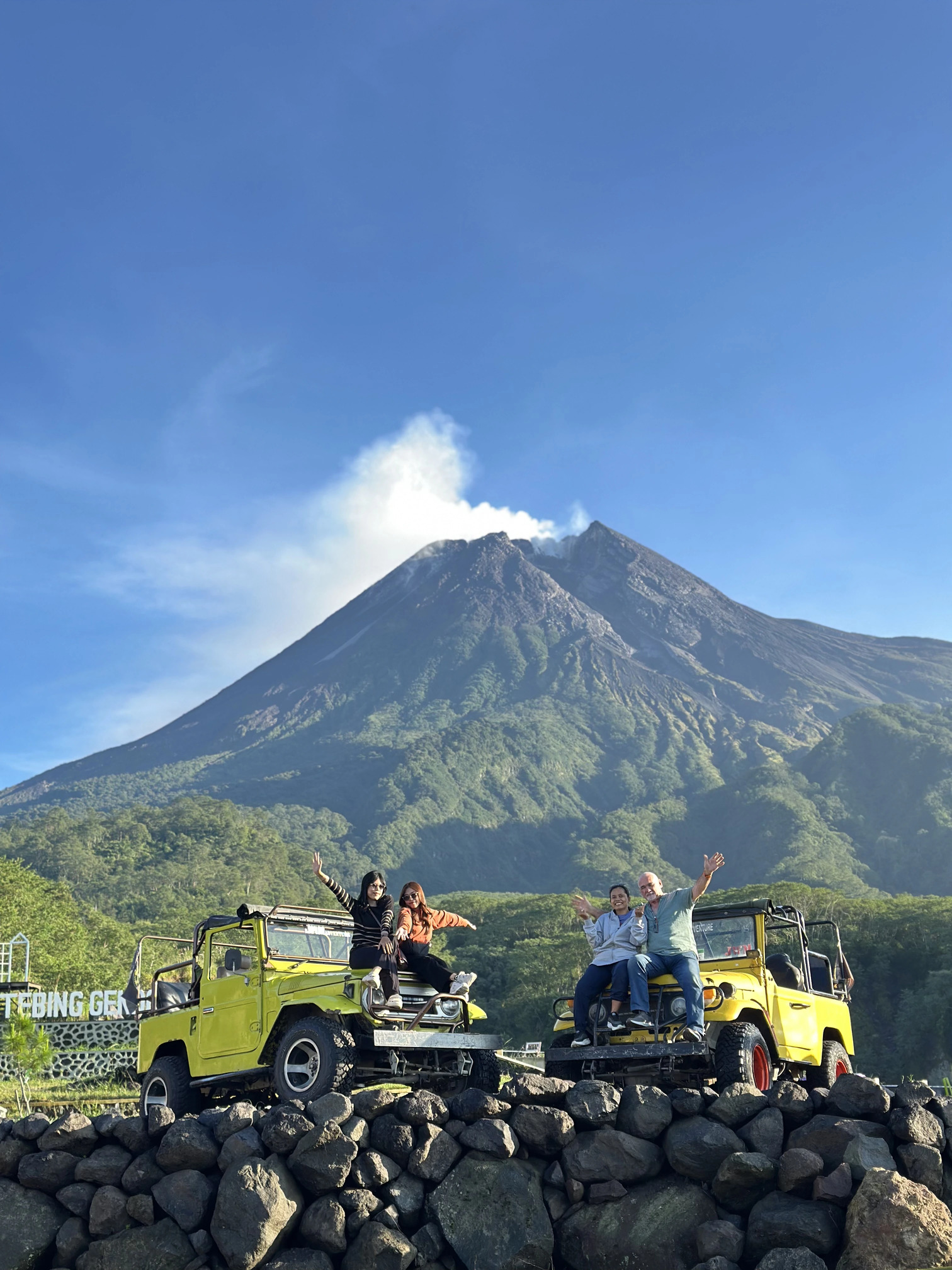 Jeep Wisata Merapi Adventure
